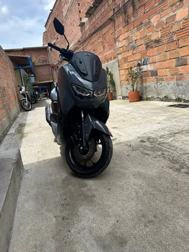 Yamaha NMAX 2025