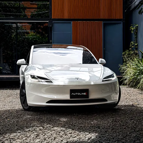 Tesla Model 3 2026