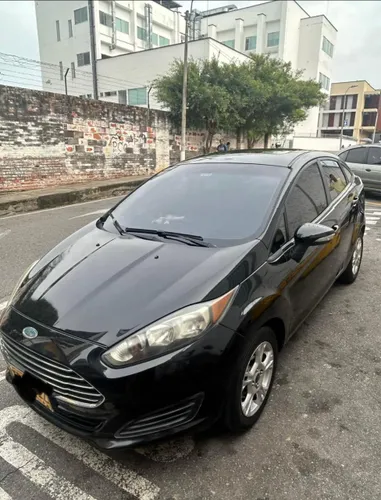 Ford Fiesta SE Modelo 2015