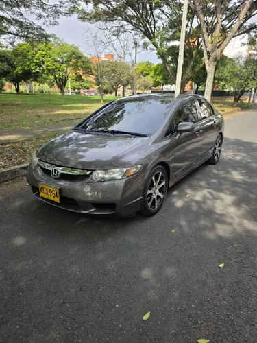 Honda Civic 2010 LX 4p MT Sedan