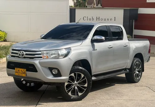 Toyota hilux 2018 2.8 diesel 4x4