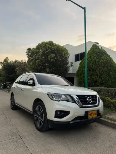 Nissan Pathfinder 2017 Versión Exclusive