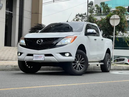 Mazda BT-50 Professional 2014