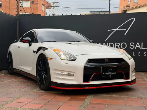 Nissan GT-R 3.8 Premium Edition