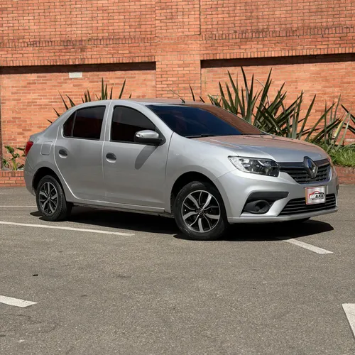 RENAULT LOGAN LIFE MT 1600CC 8 V AA 4AB ABS 2022