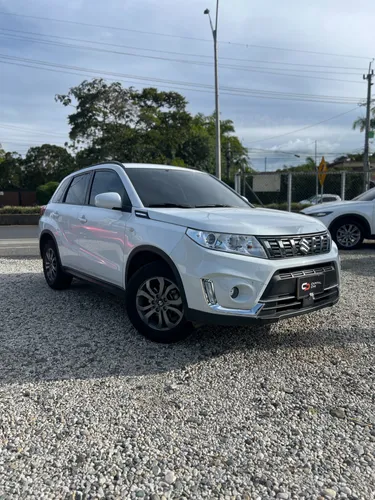 Suzuki Vitara 2WD MT