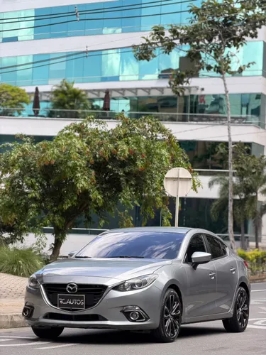 Mazda 3 Skyactiv 2.0cc
