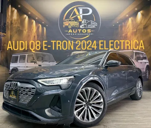 Audi Q8 Etron Eléctrica