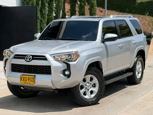 Toyota 4Runner SR5 2022 4.0