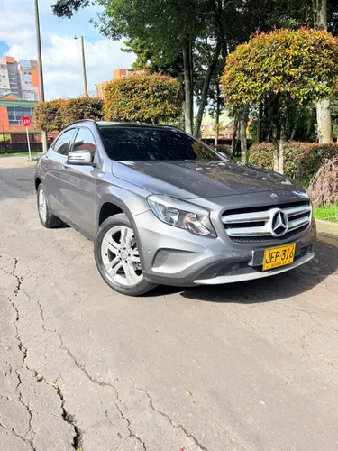 Mercedes Benz GLA200 1.6 Turbo