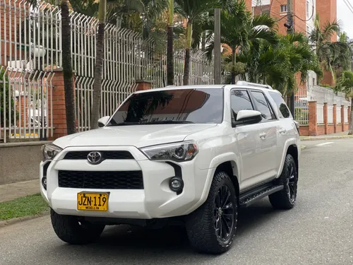 Se Vende Toyota 4 Runner 4.0 Sr5 2021 Automatica SALVAMENTO