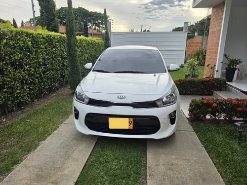 Kia Rio sedan 2019