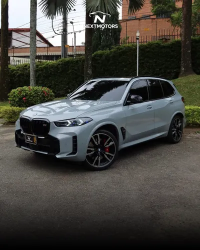 BMW X5 M60i 2024