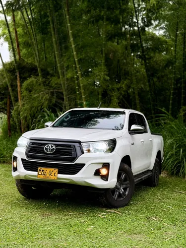 toyota HILUX 2018 DIESEL 2.4 CON 142 MIL KMS