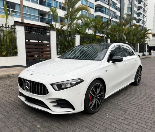 MERCEDES BENZ A 35 AMG