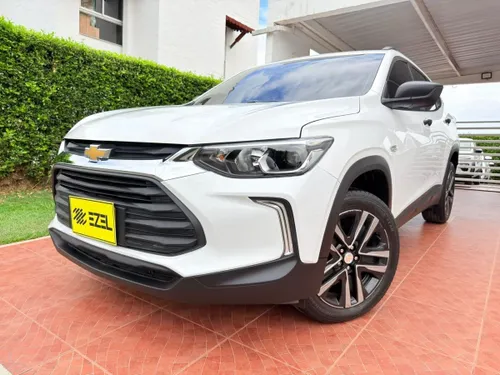 CHEVROLET TRACKER LS AT 2025