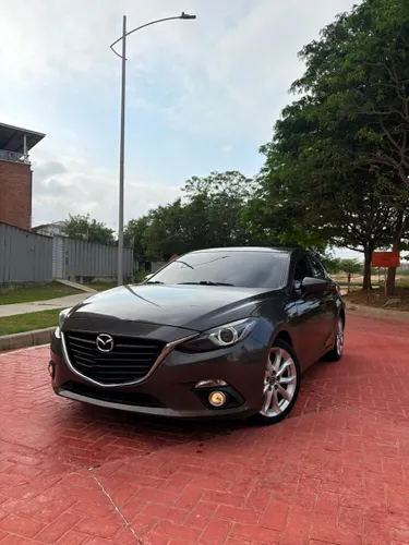 MAZDA 3 GRAND TOURING 2015