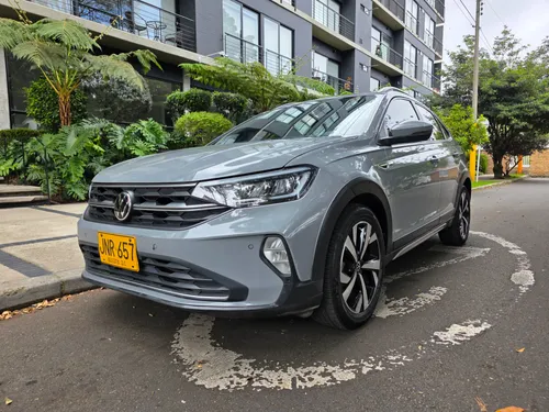 Volkswagen Nivus Highline At 1.0 Cc T 2021