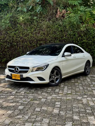 Mercedes Benz cla 200  2015