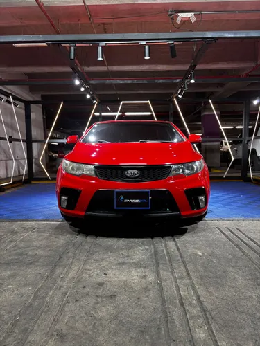 KIA CERATO KOUP SX MT 1600CC 2AB ABS 2011