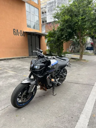 YAMAHA MT 09 V2 2018