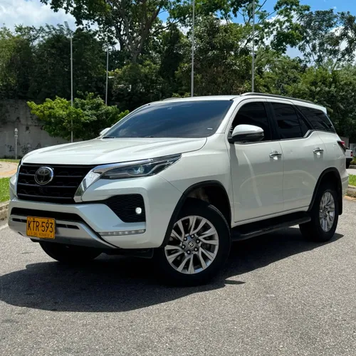 Toyota Fortuner Srv 2022 Diesel 2.4