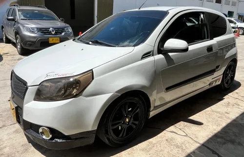 Chevrolet Aveo GTI Emotion 2011