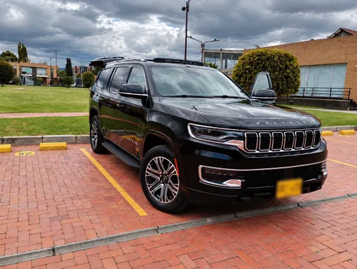 Jeep Wagoneer 2025 - 10.000km