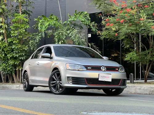 Volkswagen Jetta GLI