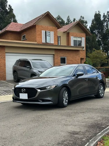 Mazda 3 Touring HÍBRIDO