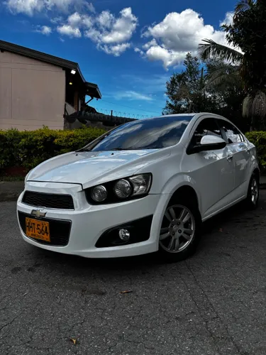 Chevrolet Sonic 2015 1.6 MT