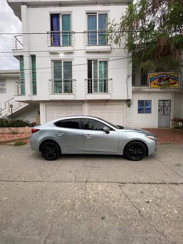 mazda 3 touring automatico