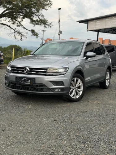 Volkswagen Tiguan Comfortline 1.4 turbo
