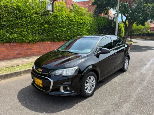 VENDO CHEVROLET SONIC LTZ 2018