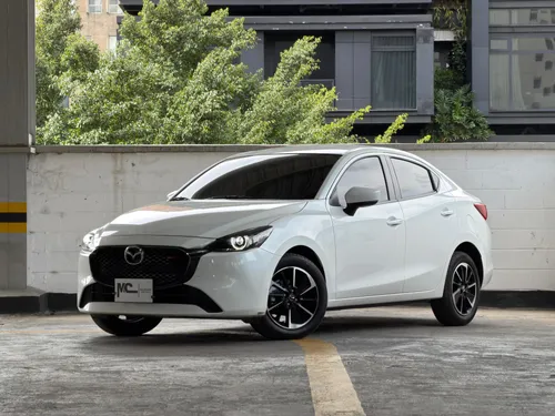 Mazda 3 Grand Touring Sedan 2016