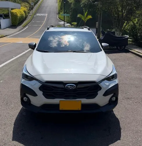 Subaru Crosstrek Limited Hibrida 2024 10mil kilómetros