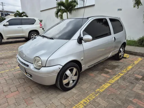 Renault Twingo Access Plus 2012.