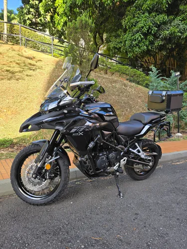 Benelli Trk 502x Modelo 2023 En Excelente Estado