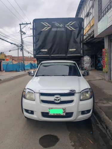 Mazda de Estacas 2008