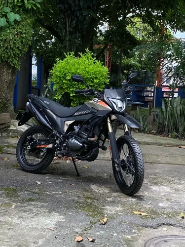 Victory MRX 200 modelo 2025