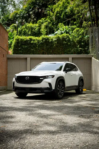 MAZDA CX50 GRAND TOURING 2025