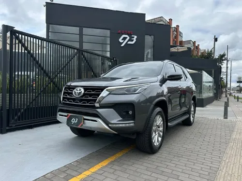 Toyota Fortuner SRV Gasolina