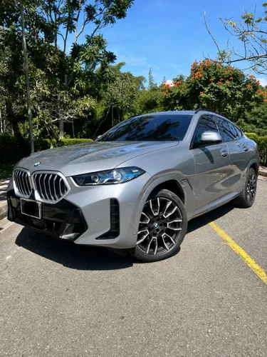 BMW x6 40i híbrida 2025 paquete M completo