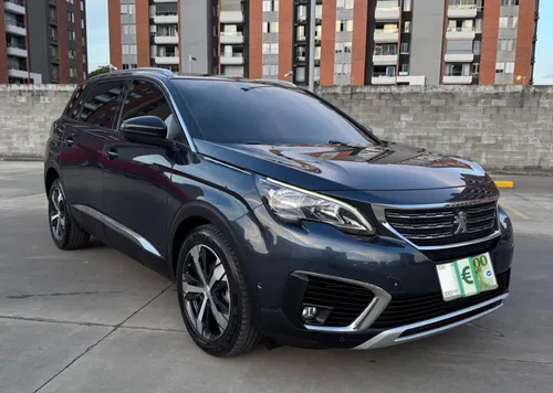 PEUGEOT 5008 MODELO 2018