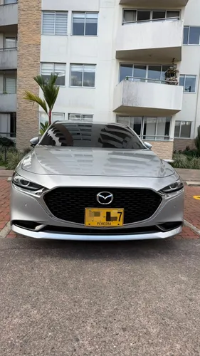 Mazda 3 touring 2021