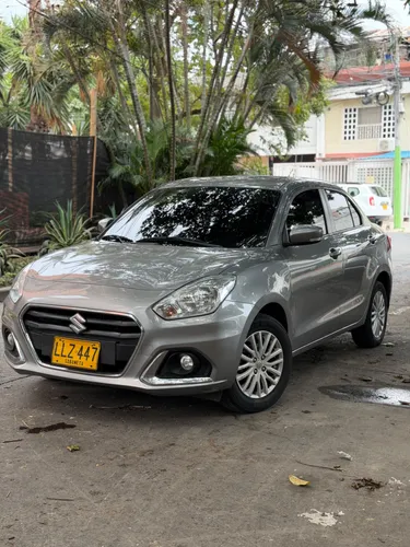 Suzuki Swift Dzire 2023 mecanico en perfecto estado