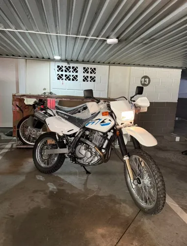 Suzuki DR650 Nueva 2026