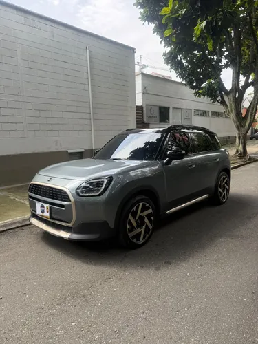 Mini countryman SE hibrida Diésel 2026