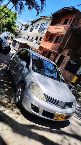 Nissan Tiida 2009