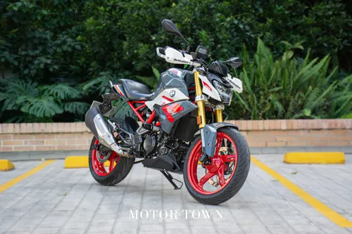 BMW G 310 R 2022